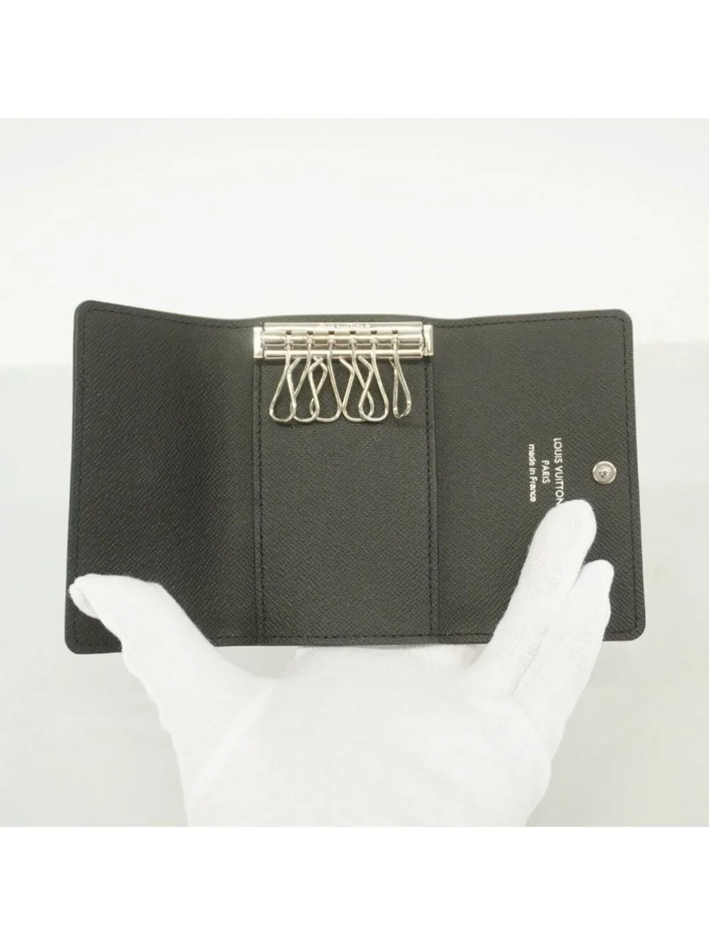 Louis Vuitton Key Case Monogram Eclipse Multicles 6 Black Key Holder